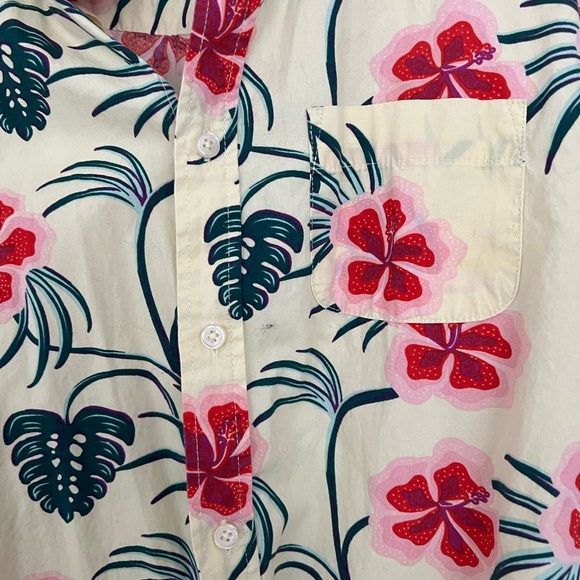 Amnesia Hawaiian Shirt size S - Picture 2 of 3